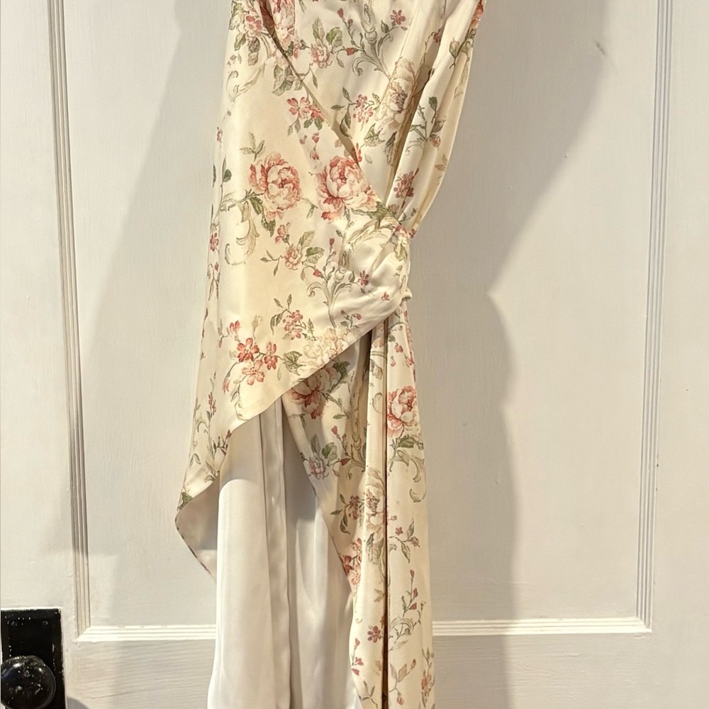 V. Chapman June Dress, Size S never worn- tried on and removed tags - Picture 3 of 3
